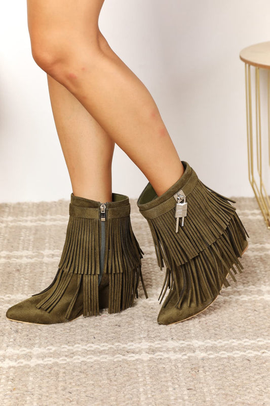 Super cute unique bold style womens outfits womens boots olive green, tassel, western style preppy boho cute boots